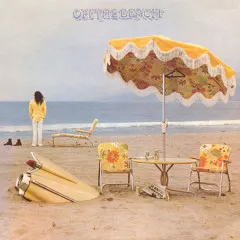 Lời bài hát On The Beach – Neil Young