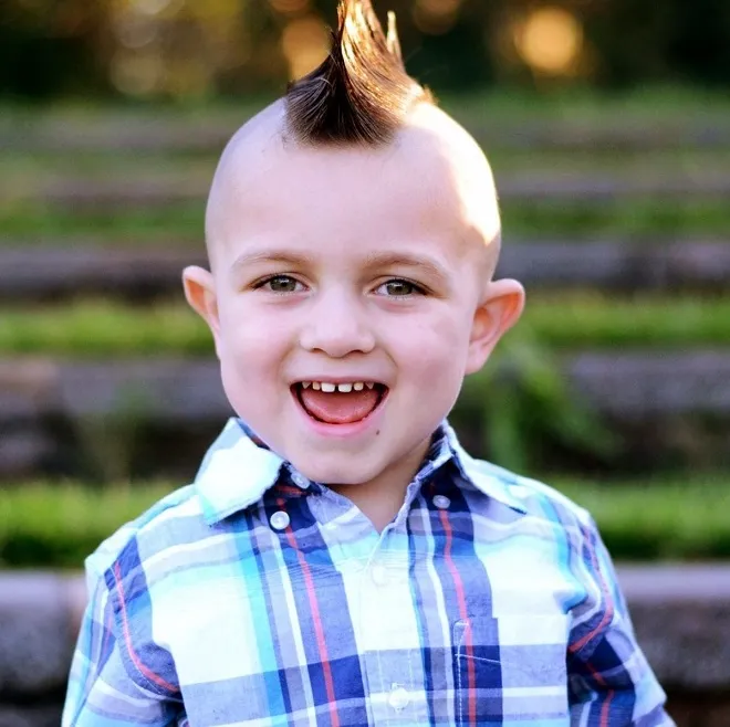 Kiểu tóc đẹp cho bé trai 1 tuổi đến 3 tuổi: 9 kiểu mẹ nên tham khảo ngay