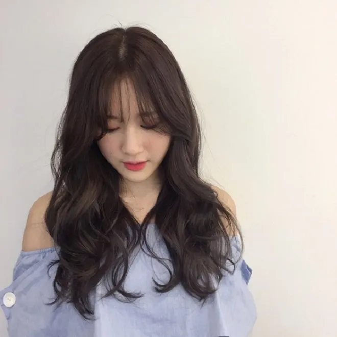 Kiểu tóc mái thưa Hàn Quốc đẹp cho cả tóc ngắn và tóc dài